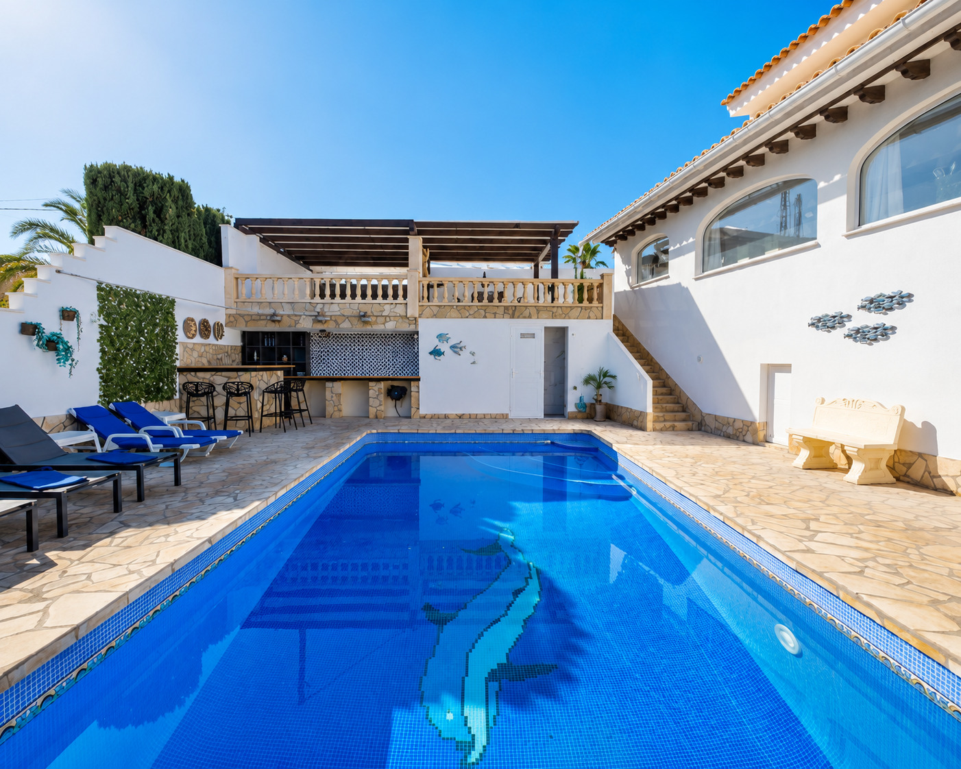 6 Bedroom Villa for Sale in Benissa