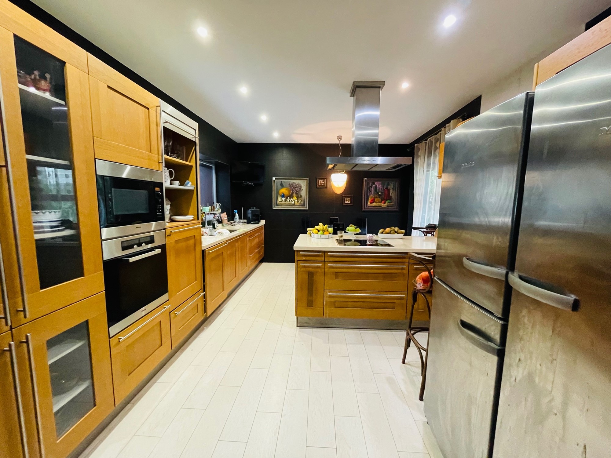 7 Bedroom Villa for Sale in Denia