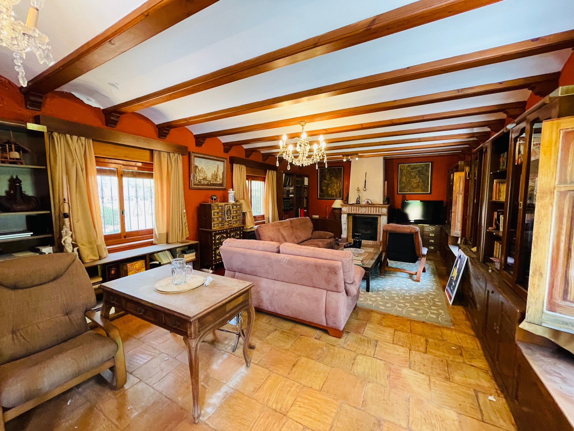 7 Bedroom Villa for Sale in Denia