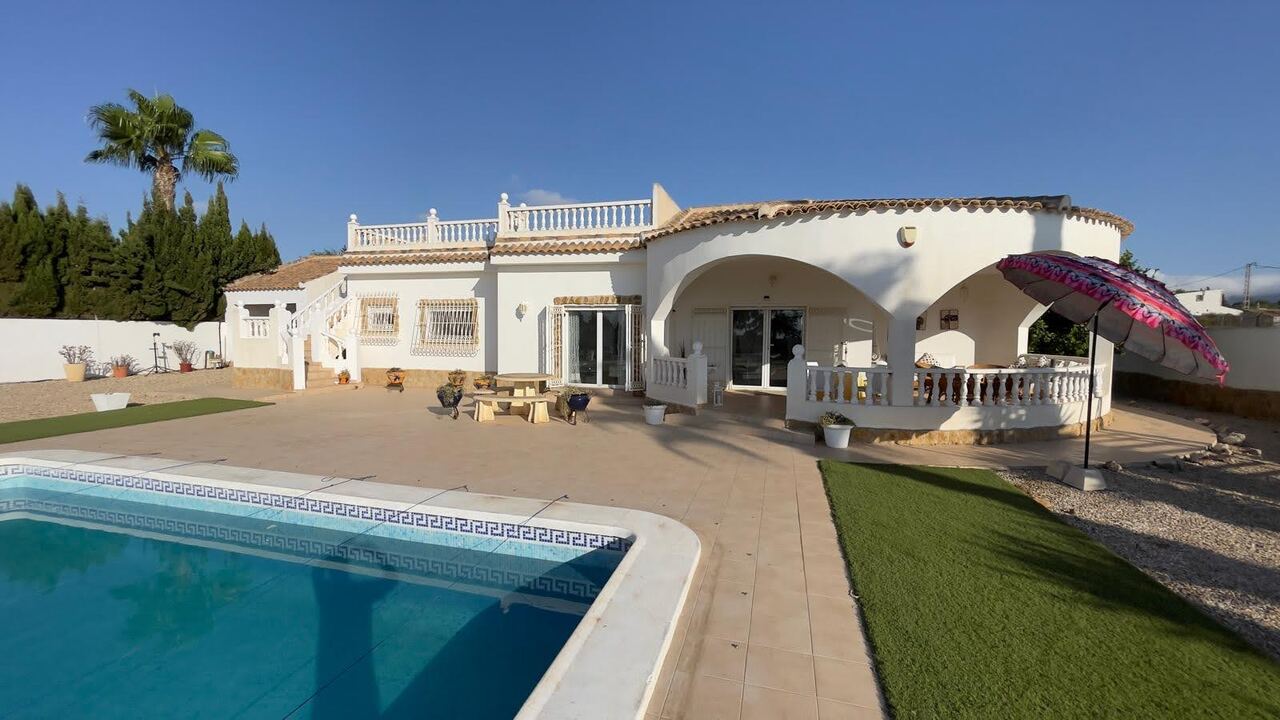 Property Image 2 Property Image 2