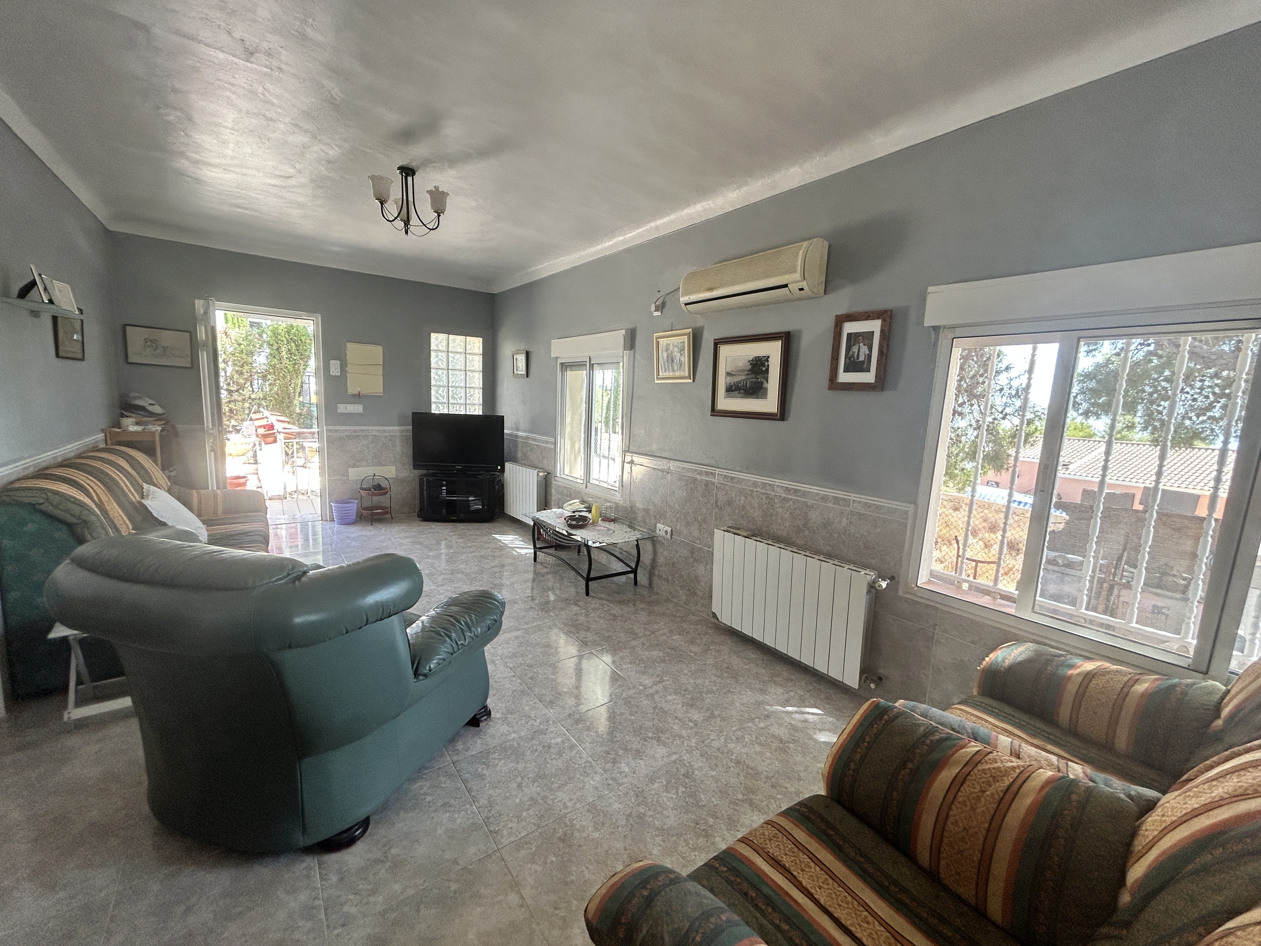 4 Bedroom Villa for Sale in Aledo