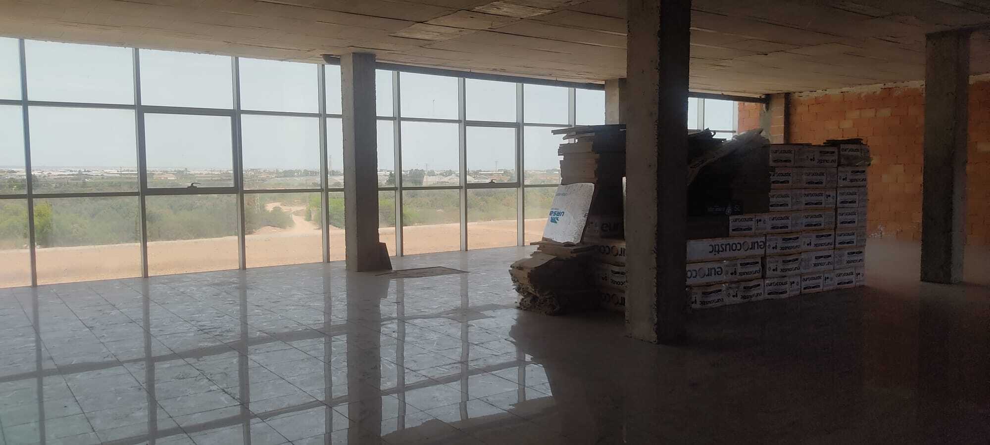 Commercial for Sale in Los Alcazares