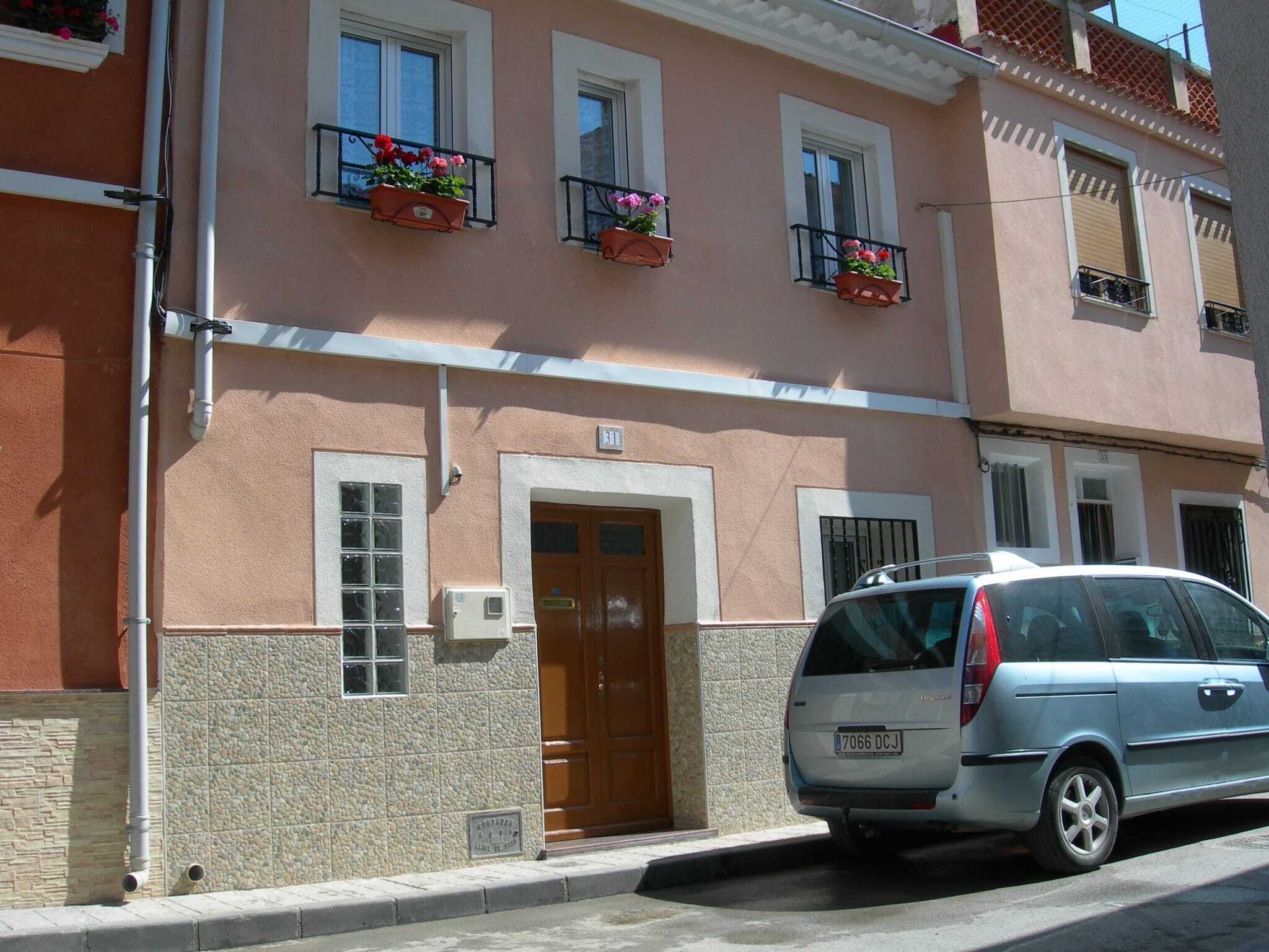 2 Bedroom Town House for Sale in Abaran