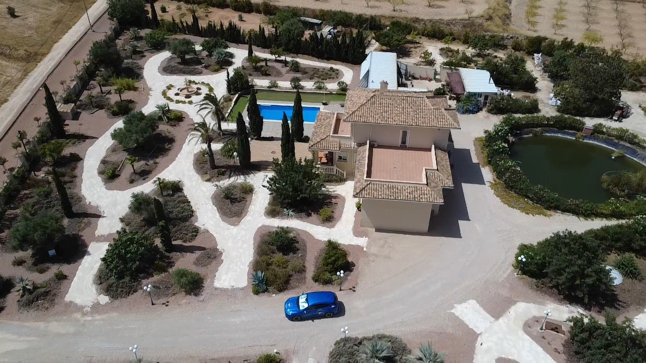 5 Bedroom Villa for Sale in Pinoso
