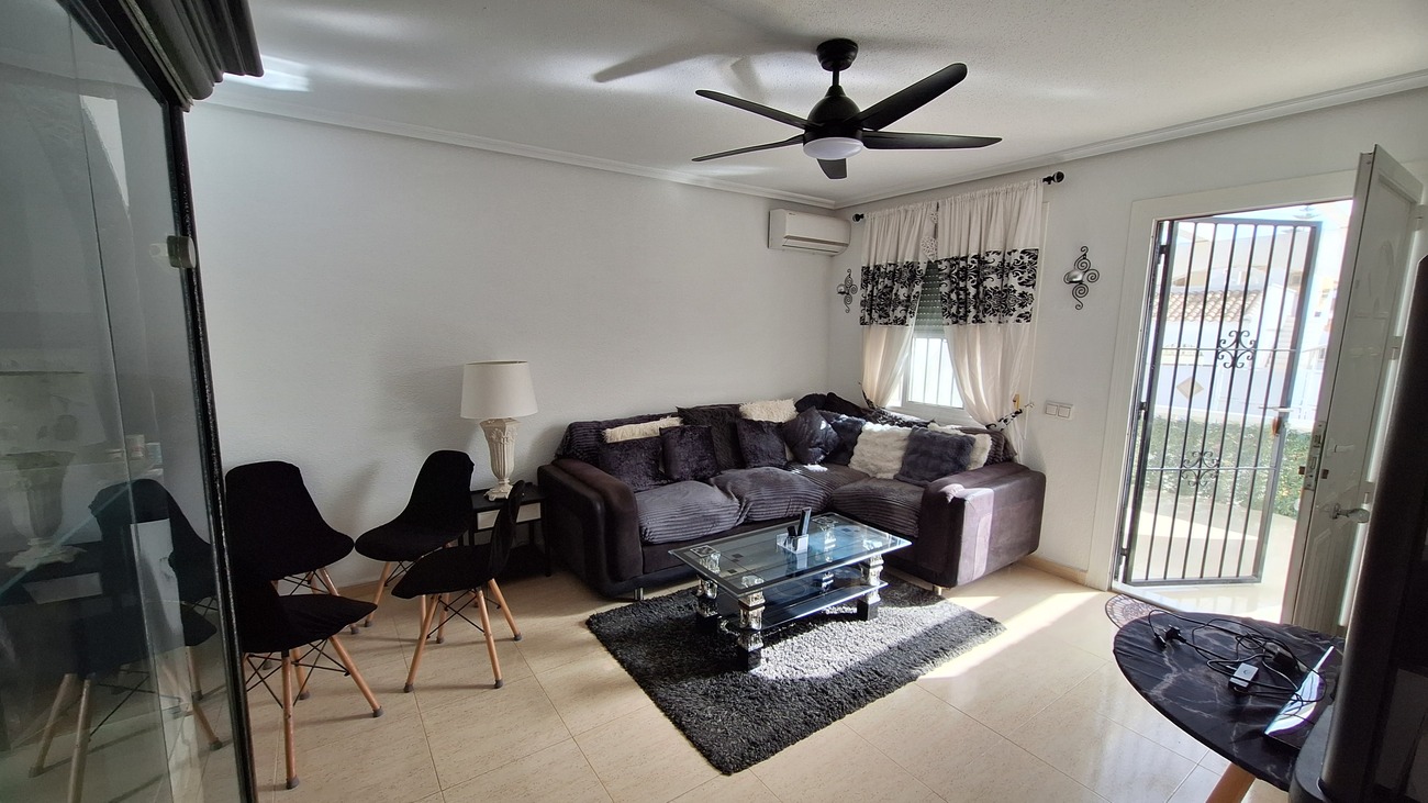 EFML6704V: Villa  in Camposol